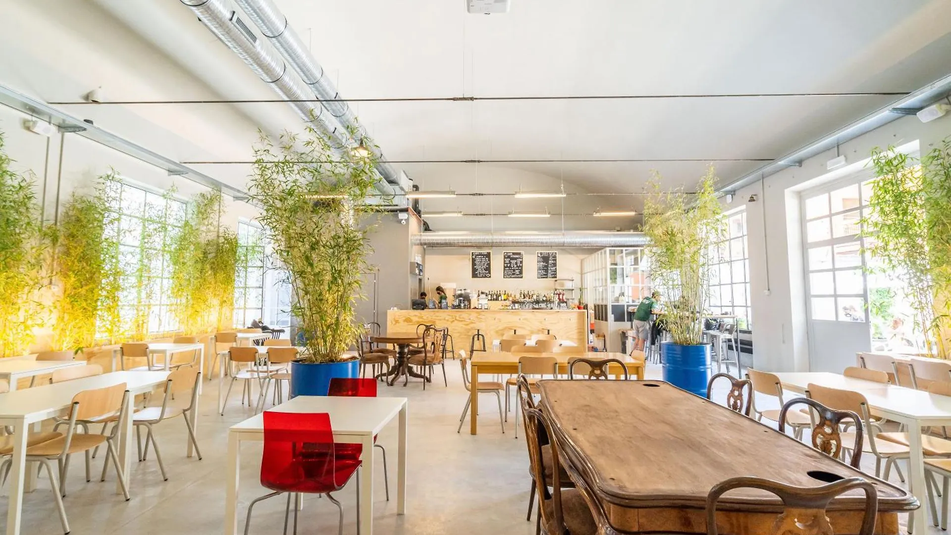 Bovisa Urban Garden Hostel Milan